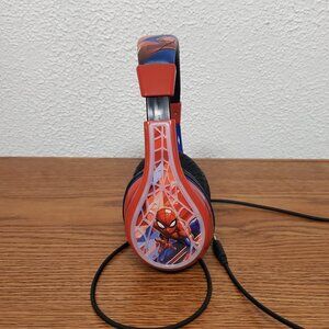 Spiderman Wired Headphones for Kids with Adjustable Headband